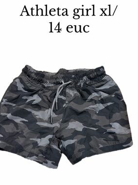 Athleta girls xl size 14 black camo shorts